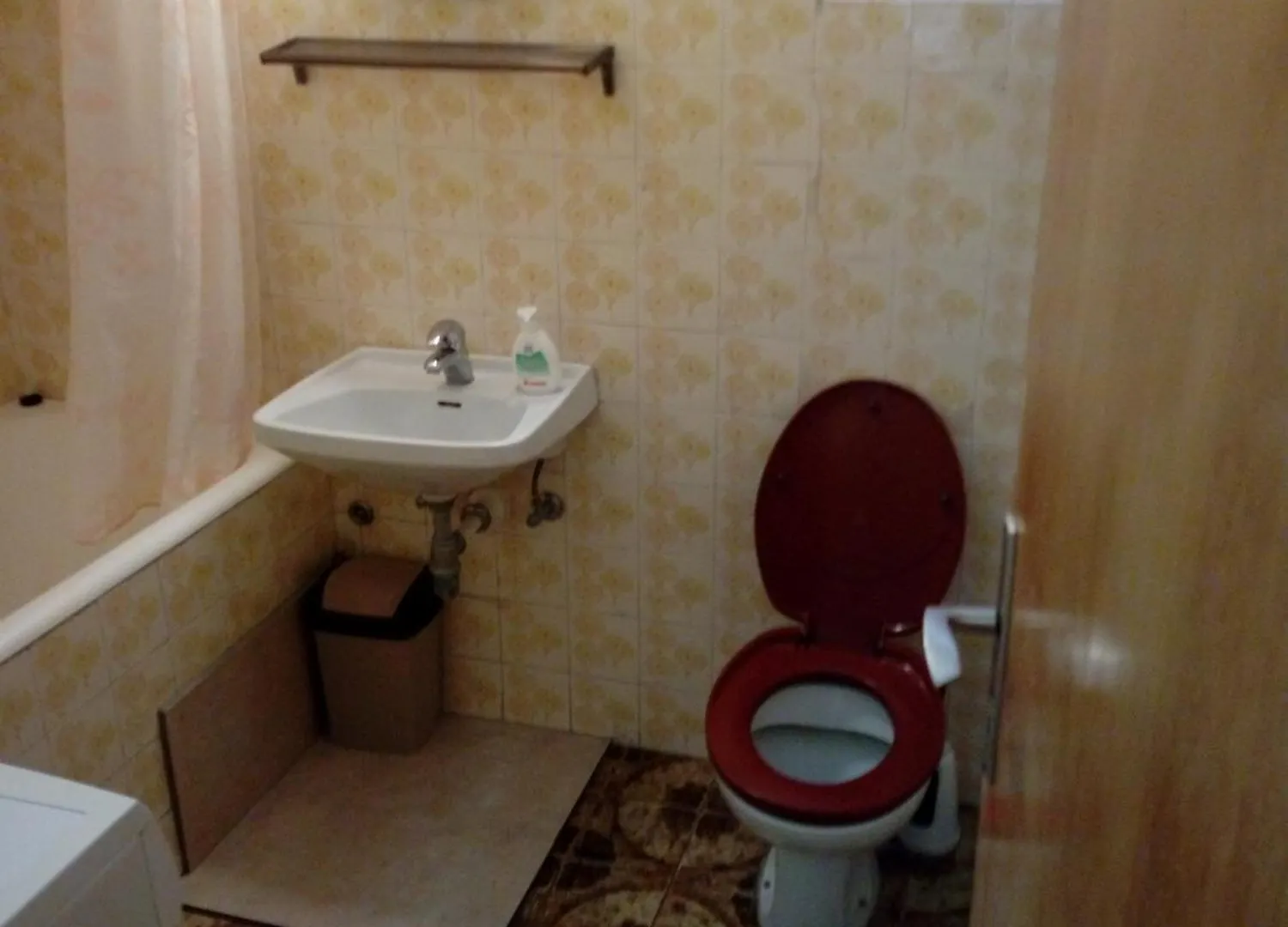 Luka Room'S Split 0*,  Croatia